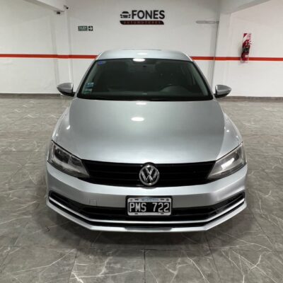VOLKSWAGEN VENTO